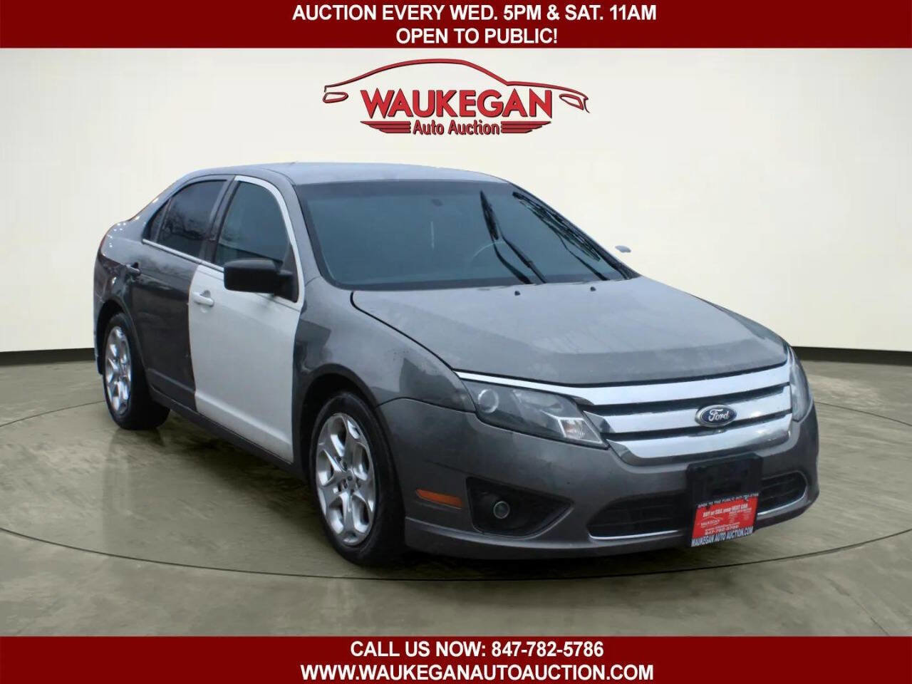 Used 2010 Ford Fusion SE image 2