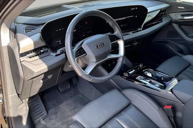 Used 2025 Audi Q6 e-tron Premium Plus AWD/4WD image 13