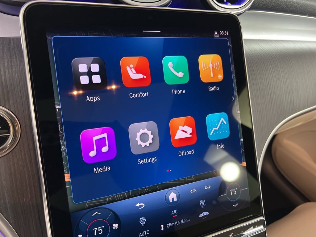 Certified 2025 Mercedes-Benz GLC 300 4MATIC image 8