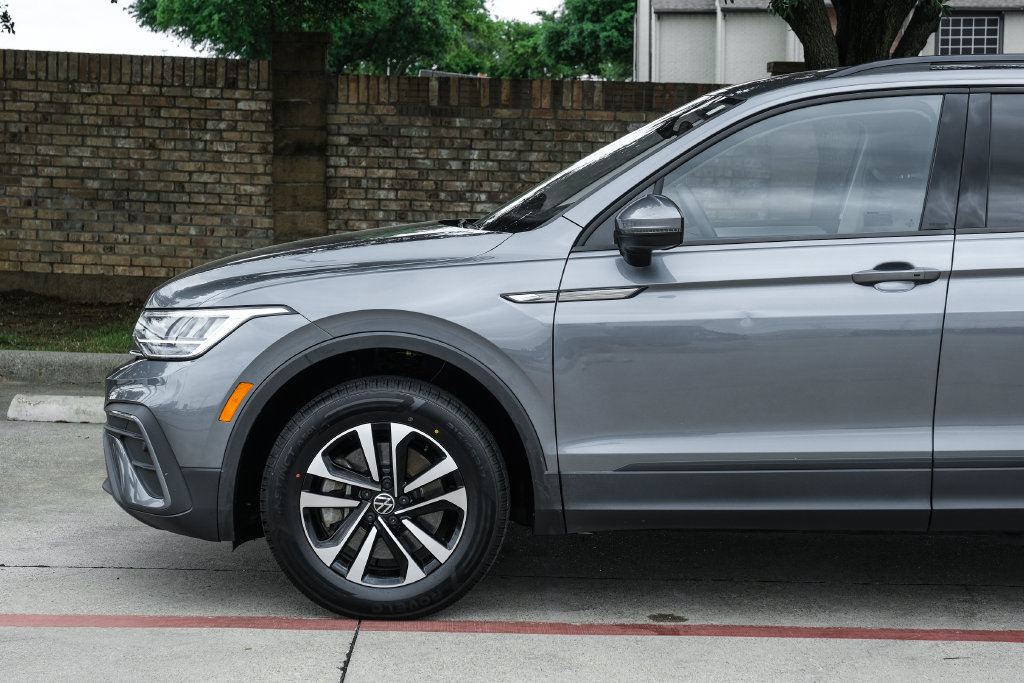 Used 2023 Volkswagen Tiguan S AWD/4WD image 21