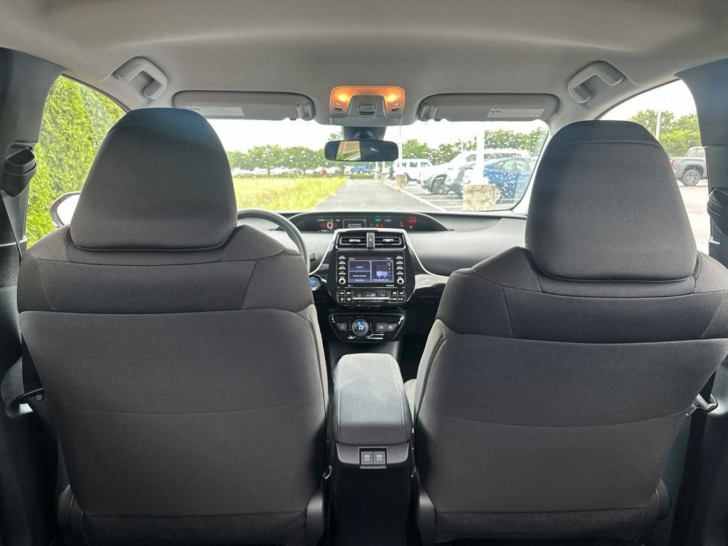 Used 2021 Toyota Prius L Eco FWD image 33