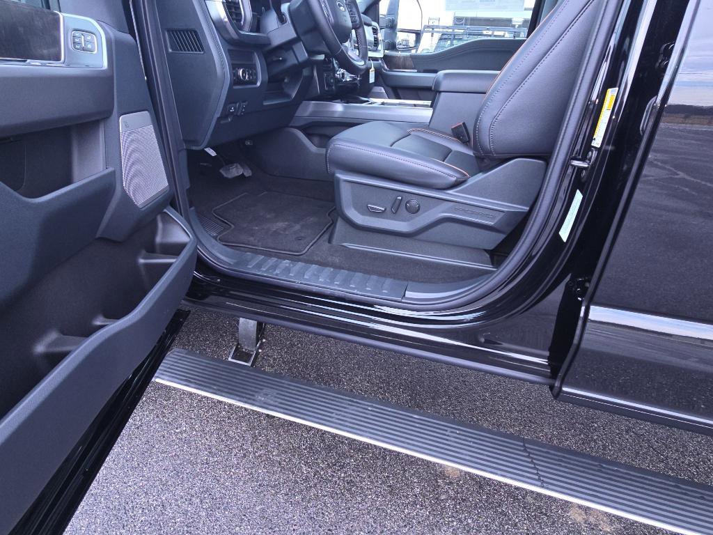 New 2025 Ford F350 Lariat w/ FX4 Off-Road Package image 17