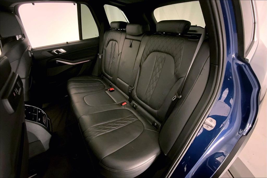 Used 2023 BMW X5 xDrive40i image 14