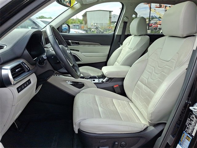 Used 2021 Kia Telluride SX w/ SX Prestige Package image 13