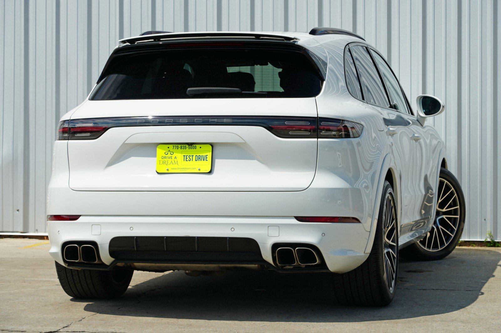 Used 2020 Porsche Cayenne Turbo image 5