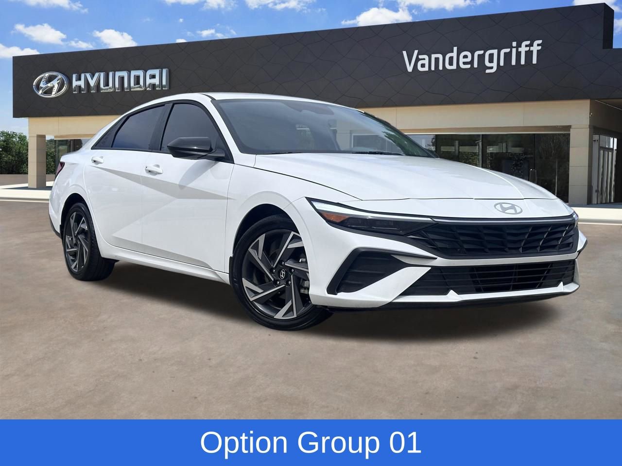 Used 2025 Hyundai Elantra Sport FWD image 1