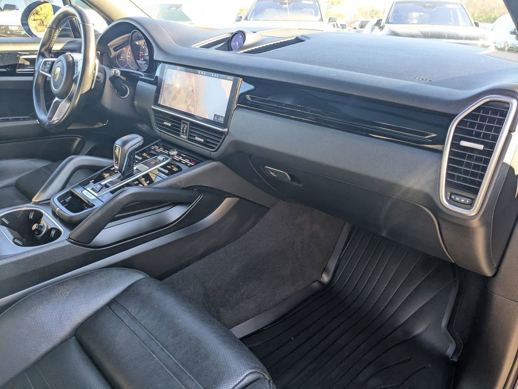 Used 2019 Porsche Cayenne image 30