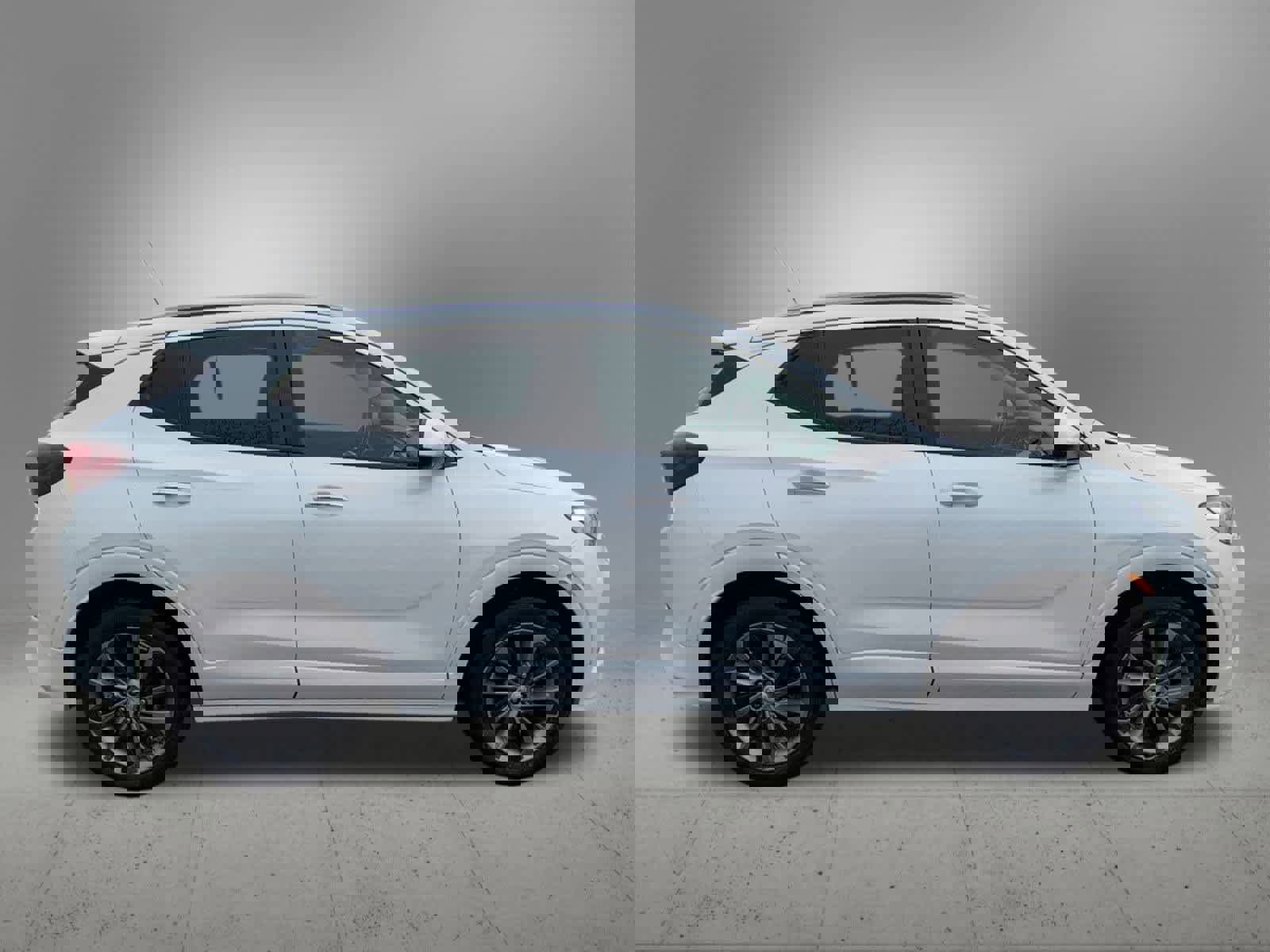 Used 2022 Buick Encore GX Select w/ Sport Touring Package image 7