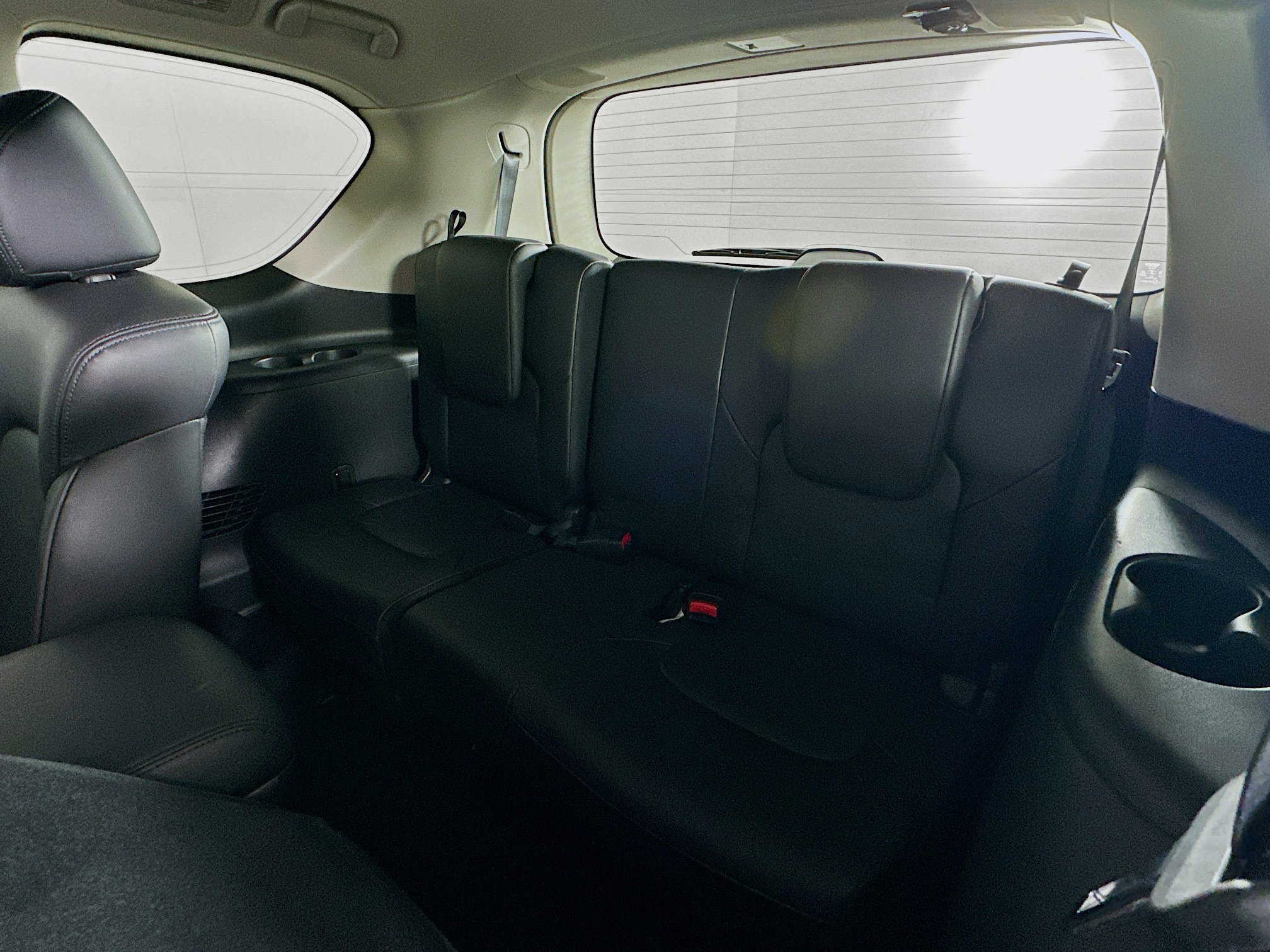 Used 2024 Nissan Armada SL w/ Captain's Chairs Package image 29