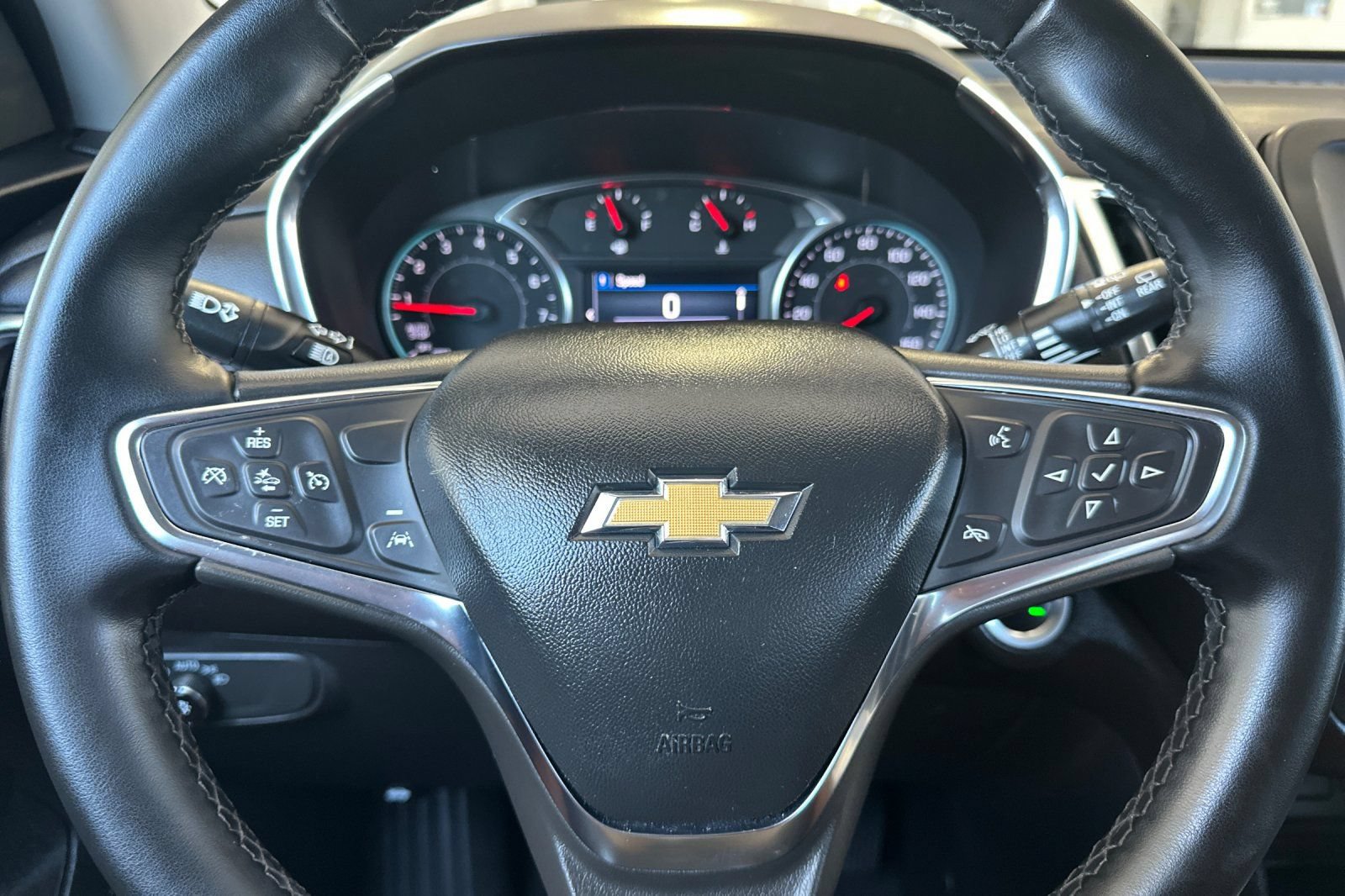 Used 2024 Chevrolet Equinox LT FWD image 23