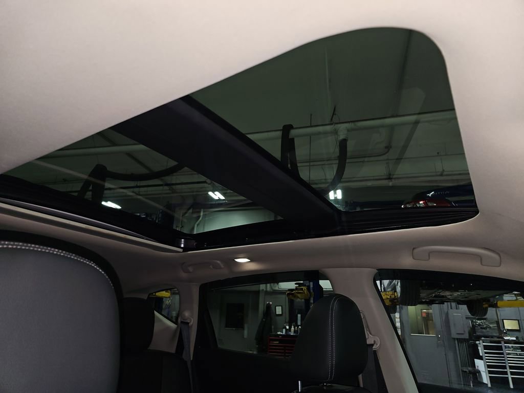 Used 2017 Nissan Murano Platinum w/ Platinum Technology Package image 17