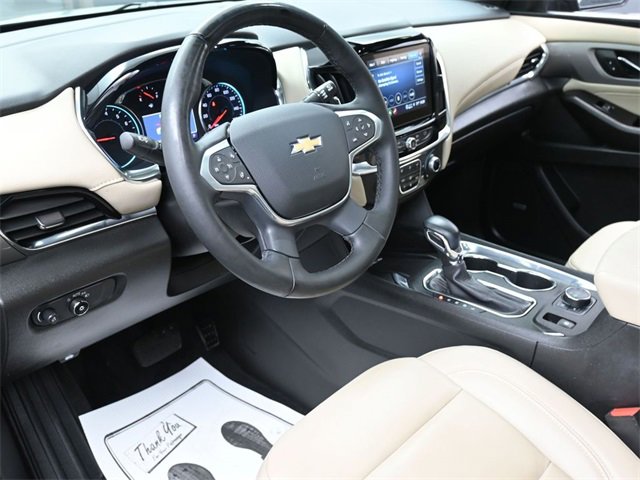 Used 2023 Chevrolet Traverse LT w/ LT Premium Package image 14