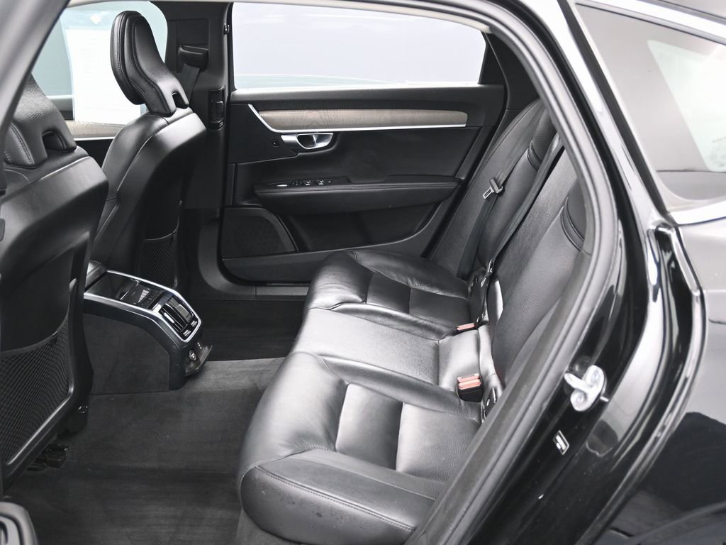 Used 2023 Volvo S90 B6 Plus w/ Protection Package Premier AWD/4WD image 33