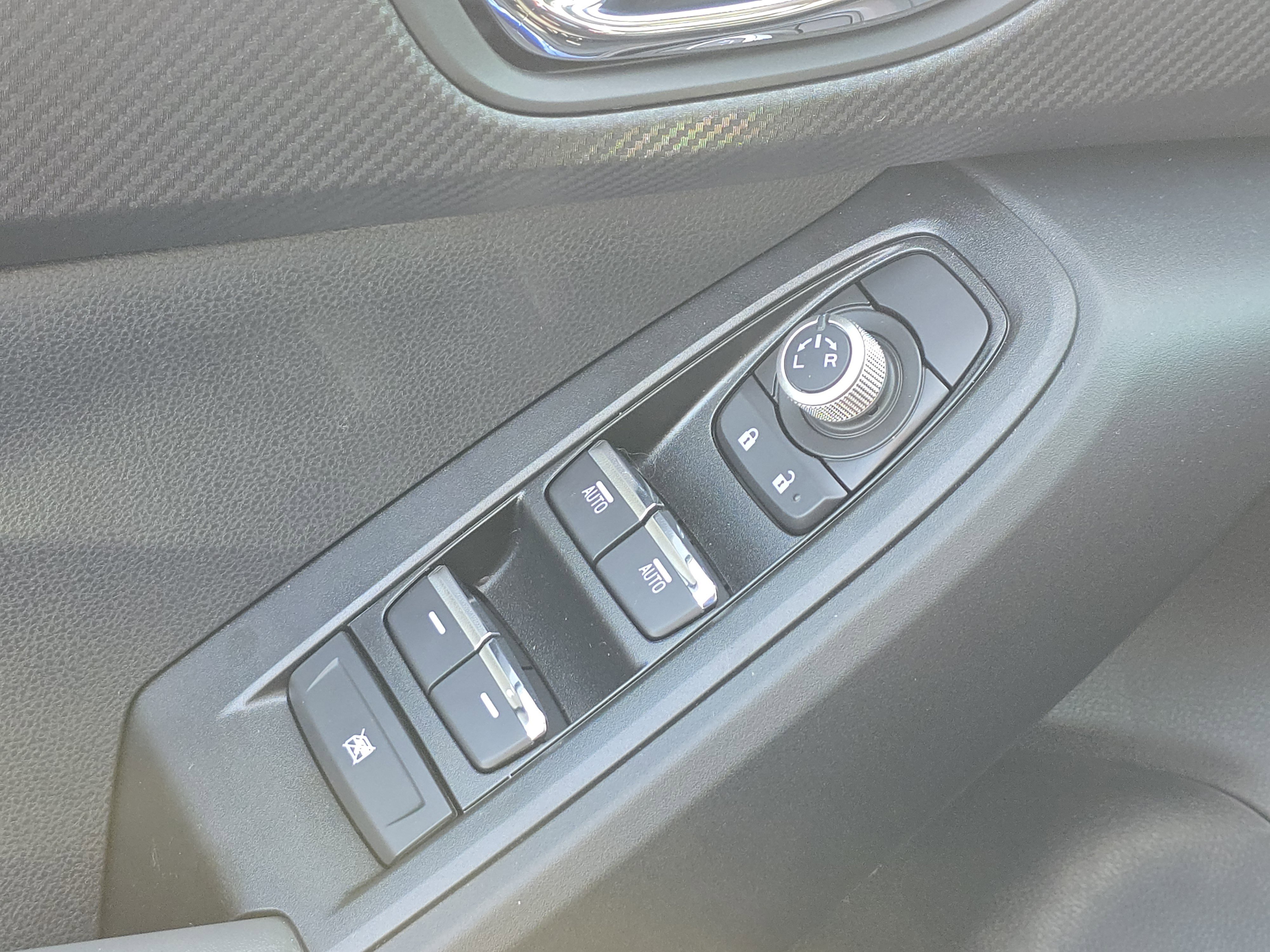 New 2025 Subaru Crosstrek 2.5i Limited w/ Crosstrek Mirror Package image 24