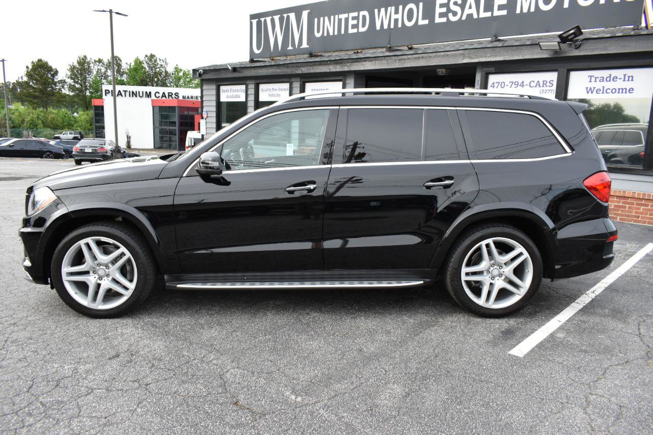 Used 2016 Mercedes-Benz GL 550 4MATIC image 9