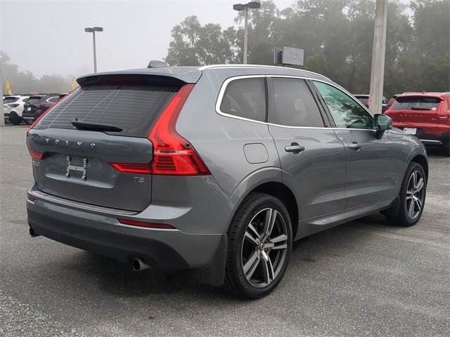 Used 2021 Volvo XC60 T5 Momentum image 4