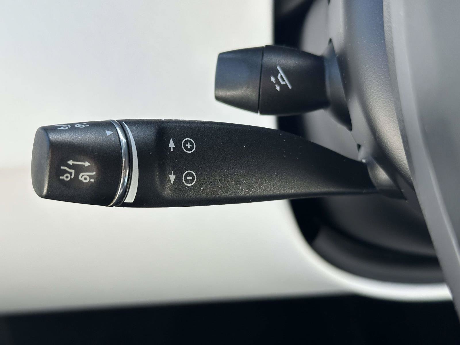 Used 2019 Tesla Model X Long Range AWD/4WD image 21