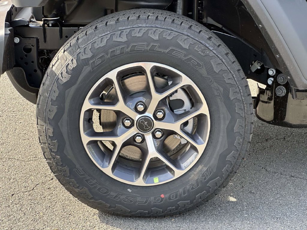 New 2027 Jeep Gladiator Sport AWD/4WD image 12