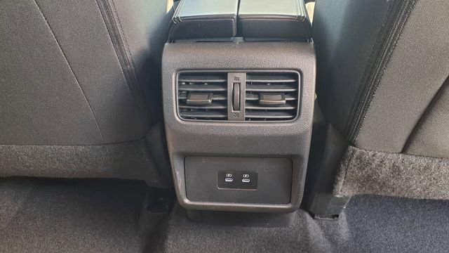 Used 2025 Nissan Rogue SV image 20