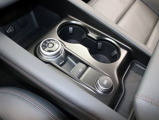 New 2026 Ford Explorer Active image 22