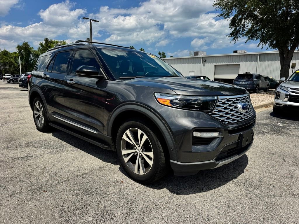 Used 2020 Ford Explorer Platinum w/ Premium Technology Package AWD/4WD image 8
