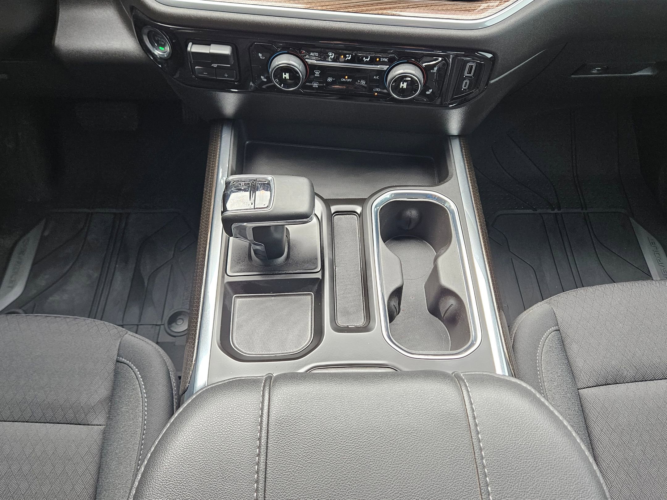 Used 2025 Chevrolet Silverado 1500 LT w/ Safety Package image 12