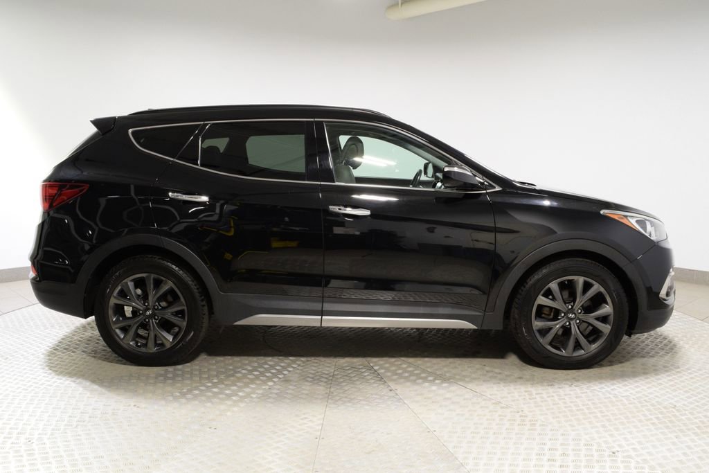 Used 2017 Hyundai Santa Fe Sport AWD/4WD image 10