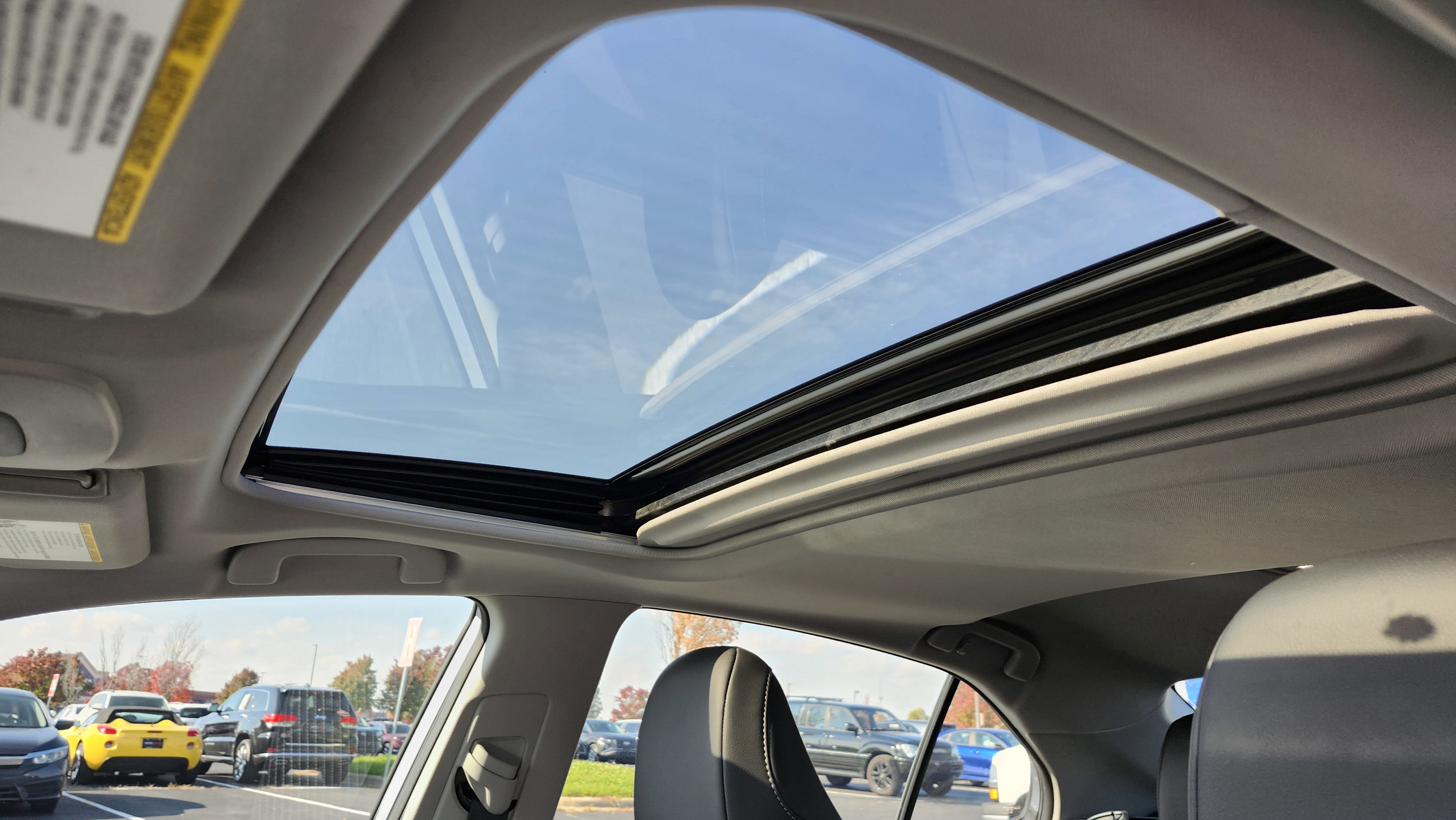 Used 2024 Toyota Camry SE image 20