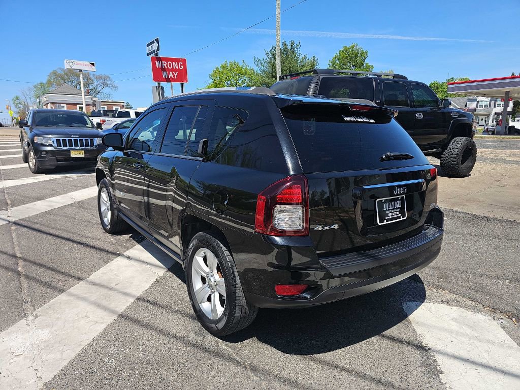Used 2015 Jeep Compass Latitude image 7