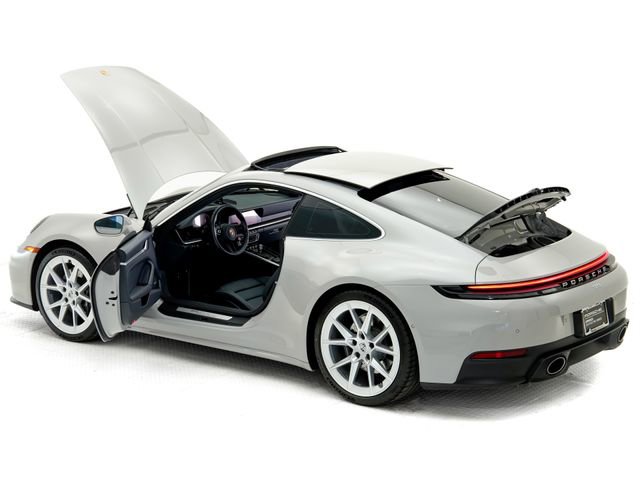 Certified 2025 Porsche 911 Carrera RWD image 32