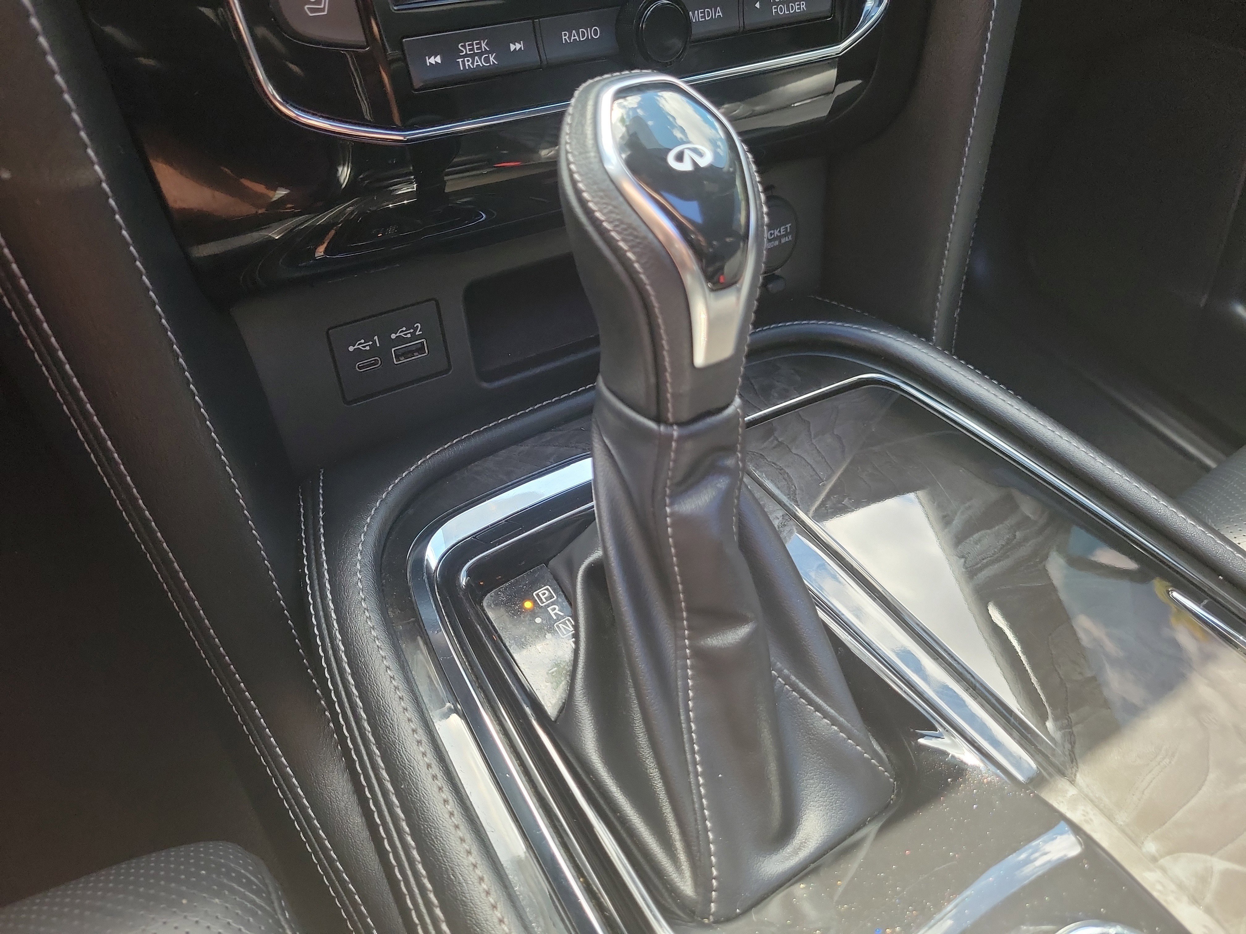 Used 2021 INFINITI QX80 Sensory w/ All-Season Package RWD image 32