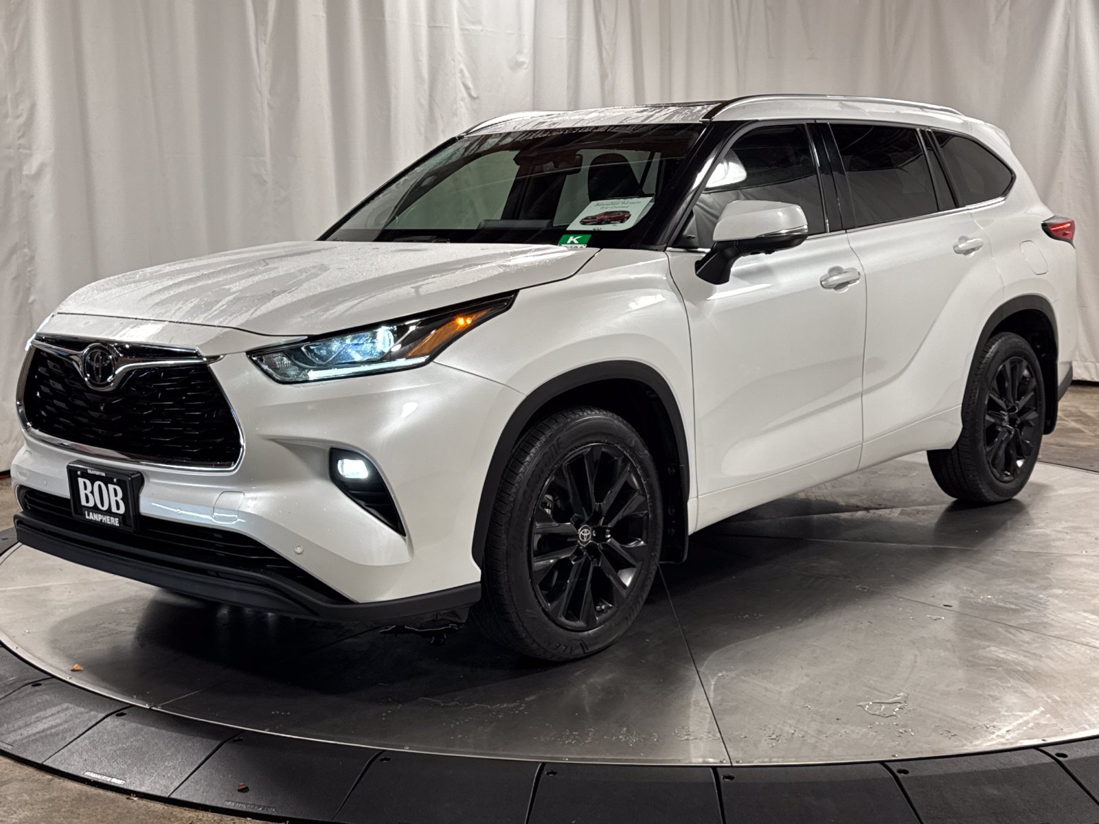 Used 2023 Toyota Highlander Limited