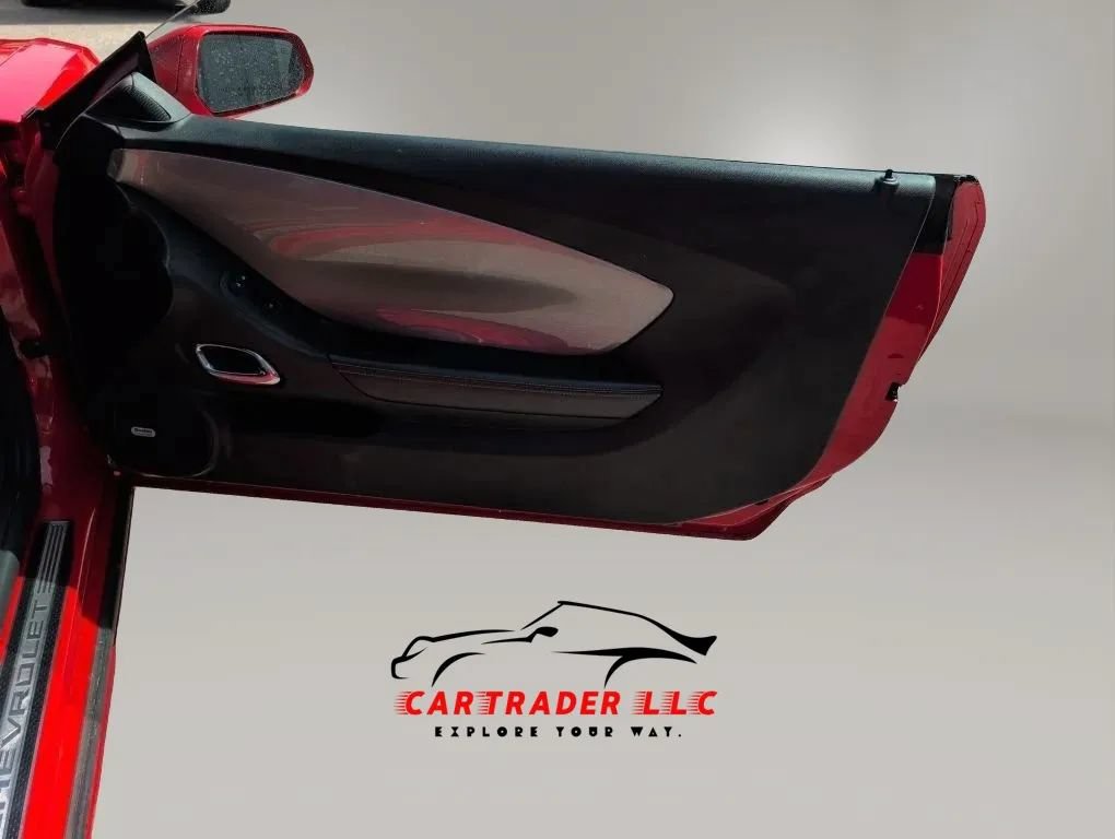 Used 2015 Chevrolet Camaro SS w/ RS Package RWD image 20