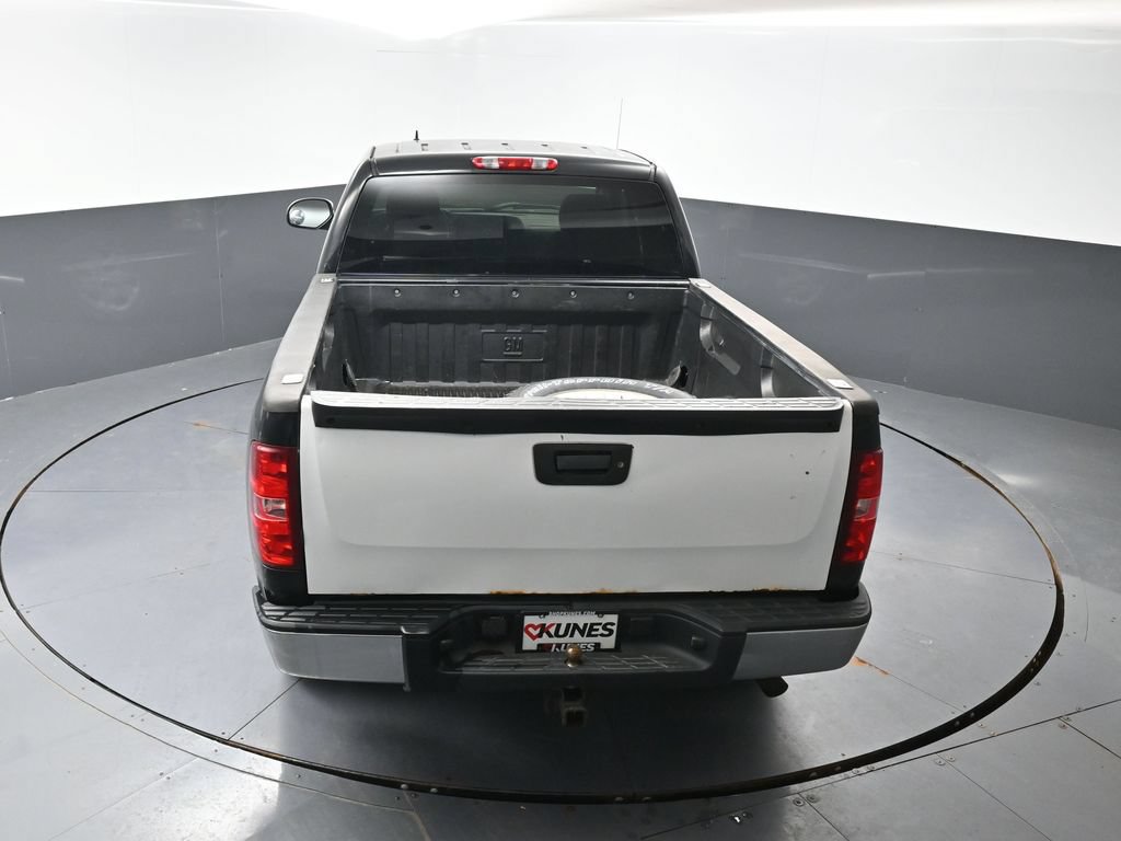 Used 2009 Chevrolet Silverado 1500 W/T AWD/4WD image 20
