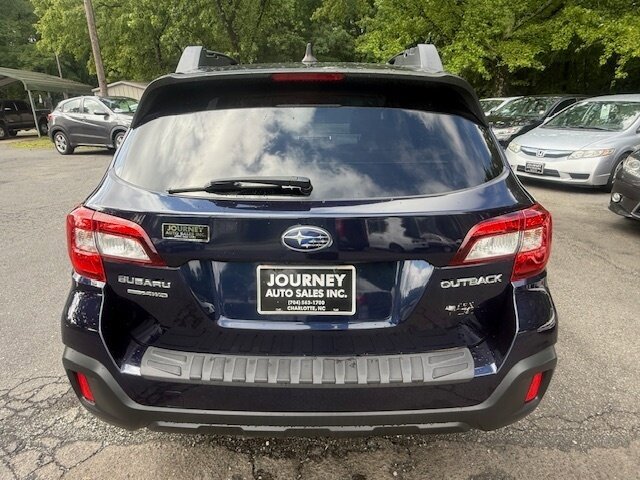 Used 2018 Subaru Outback 2.5i Limited w/ Protection Package #1 AWD/4WD image 5