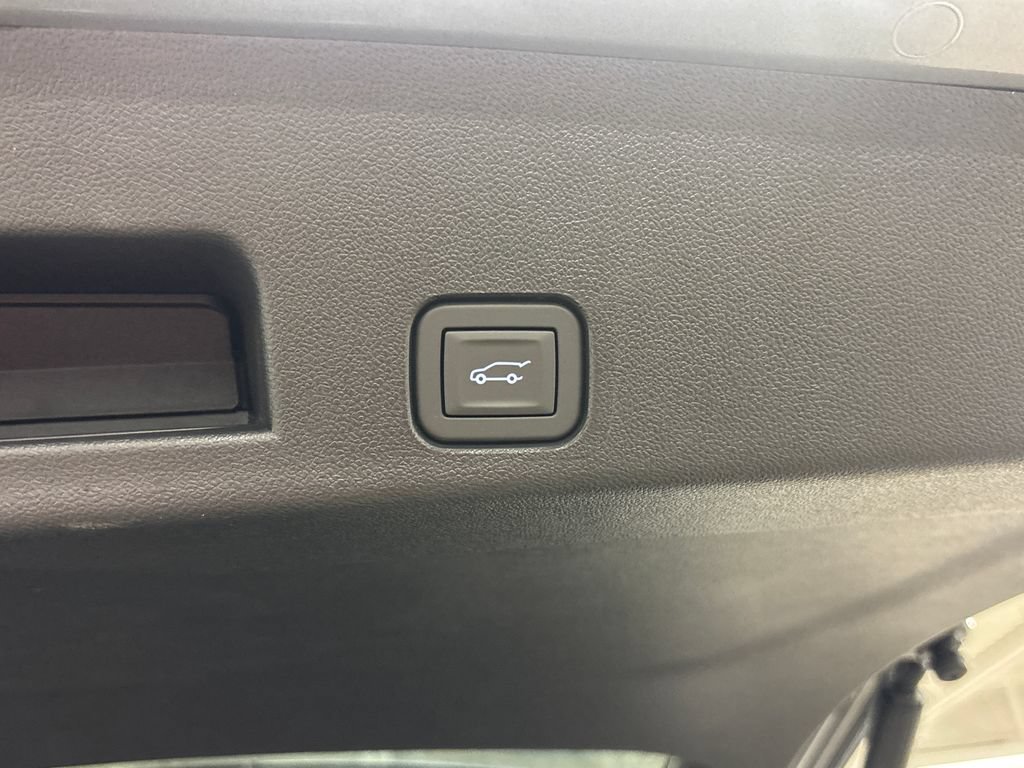 New 2026 GMC Acadia Elevation w/ Black Edition AWD/4WD image 18