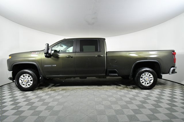 Used 2023 Chevrolet Silverado 3500 LT w/ Convenience Package image 16