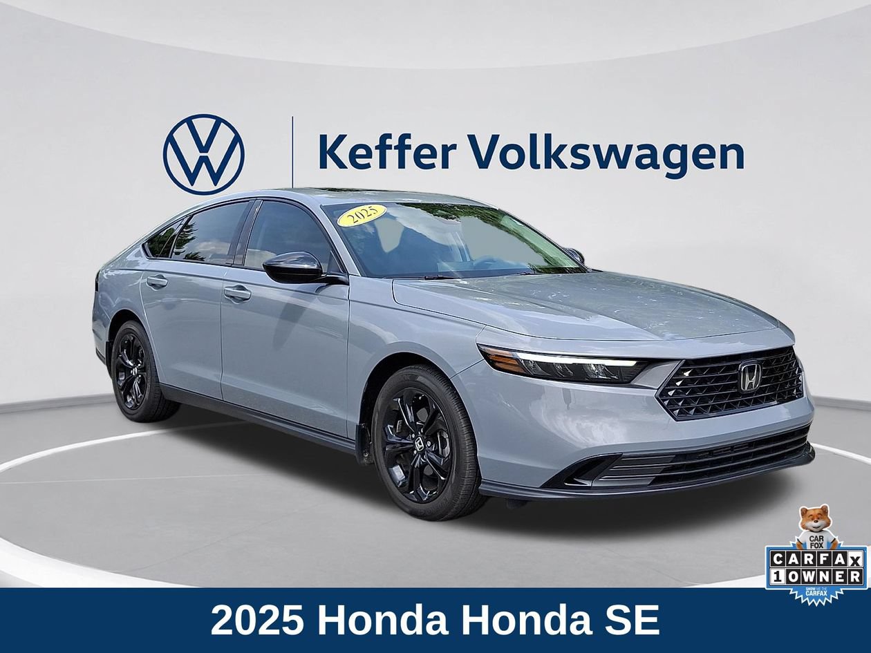 Used 2025 Honda Accord SE image 1