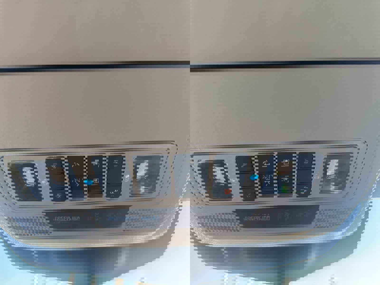 Used 2021 Ford Explorer XLT w/ Equipment Group 202A image 29