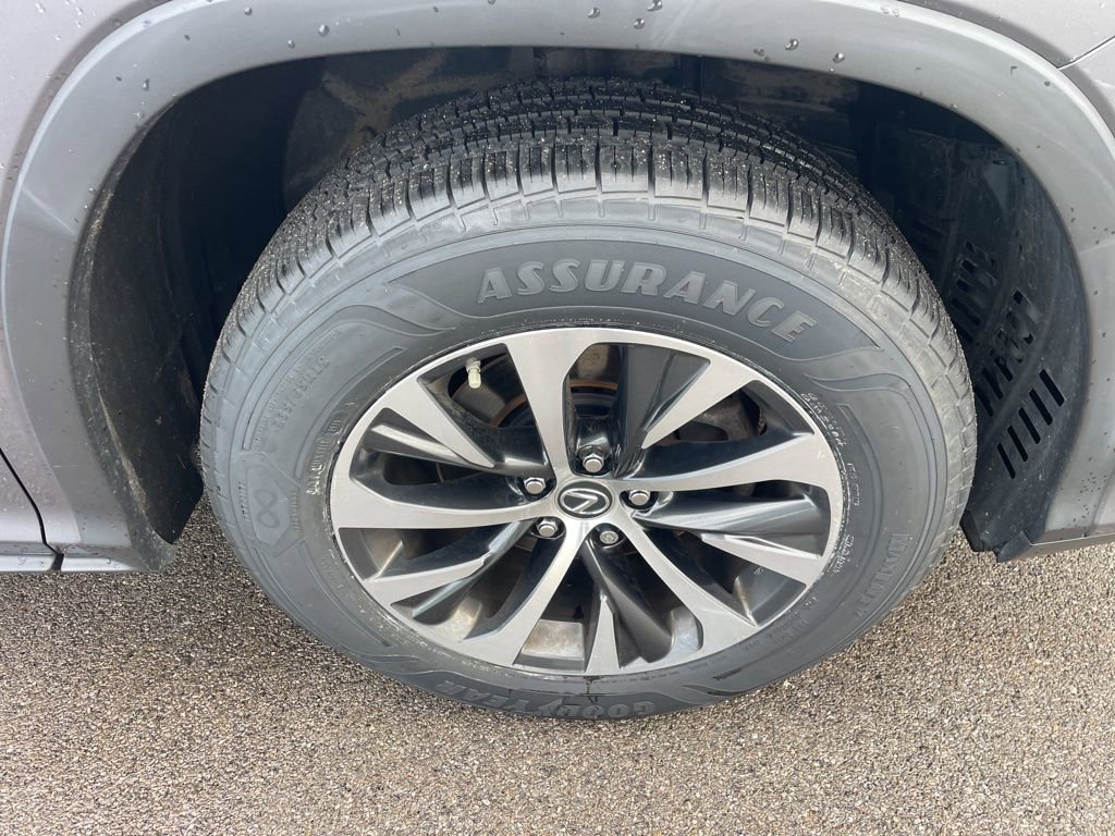 Used 2021 Lexus RX 350L Premium w/ Premium Package image 14