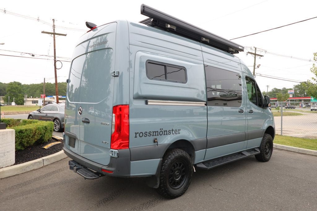 Used 2025 Mercedes-Benz Sprinter 2500 image 5