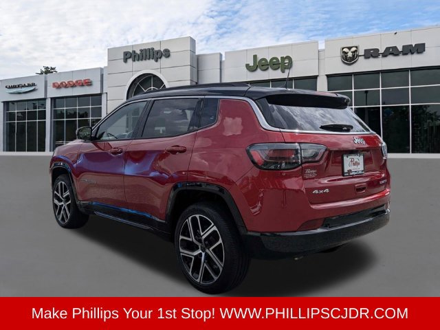 Certified 2025 Jeep Compass Limited w/ Elite Group AWD/4WD image 5