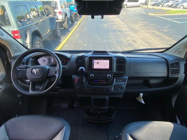 Used 2025 RAM ProMaster 2500 w/ Convenience Group image 16