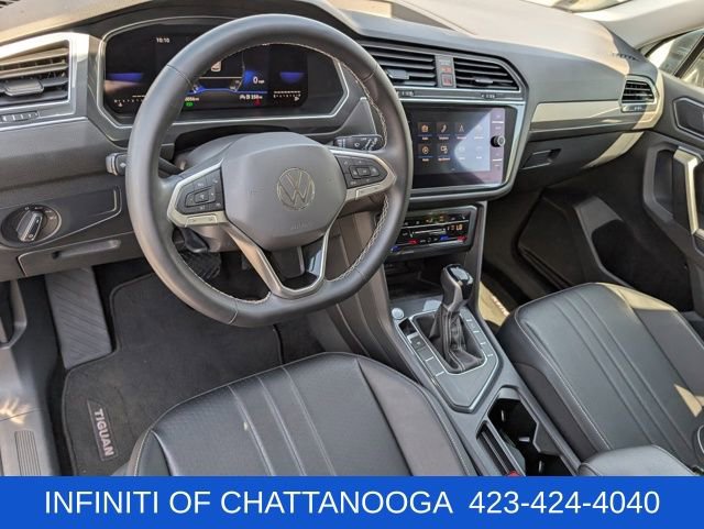 Used 2022 Volkswagen Tiguan SE FWD image 4