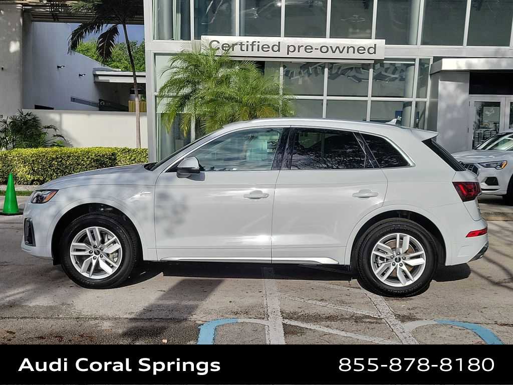 Certified 2023 Audi Q5 2.0T Premium w/ Convenience Package image 5