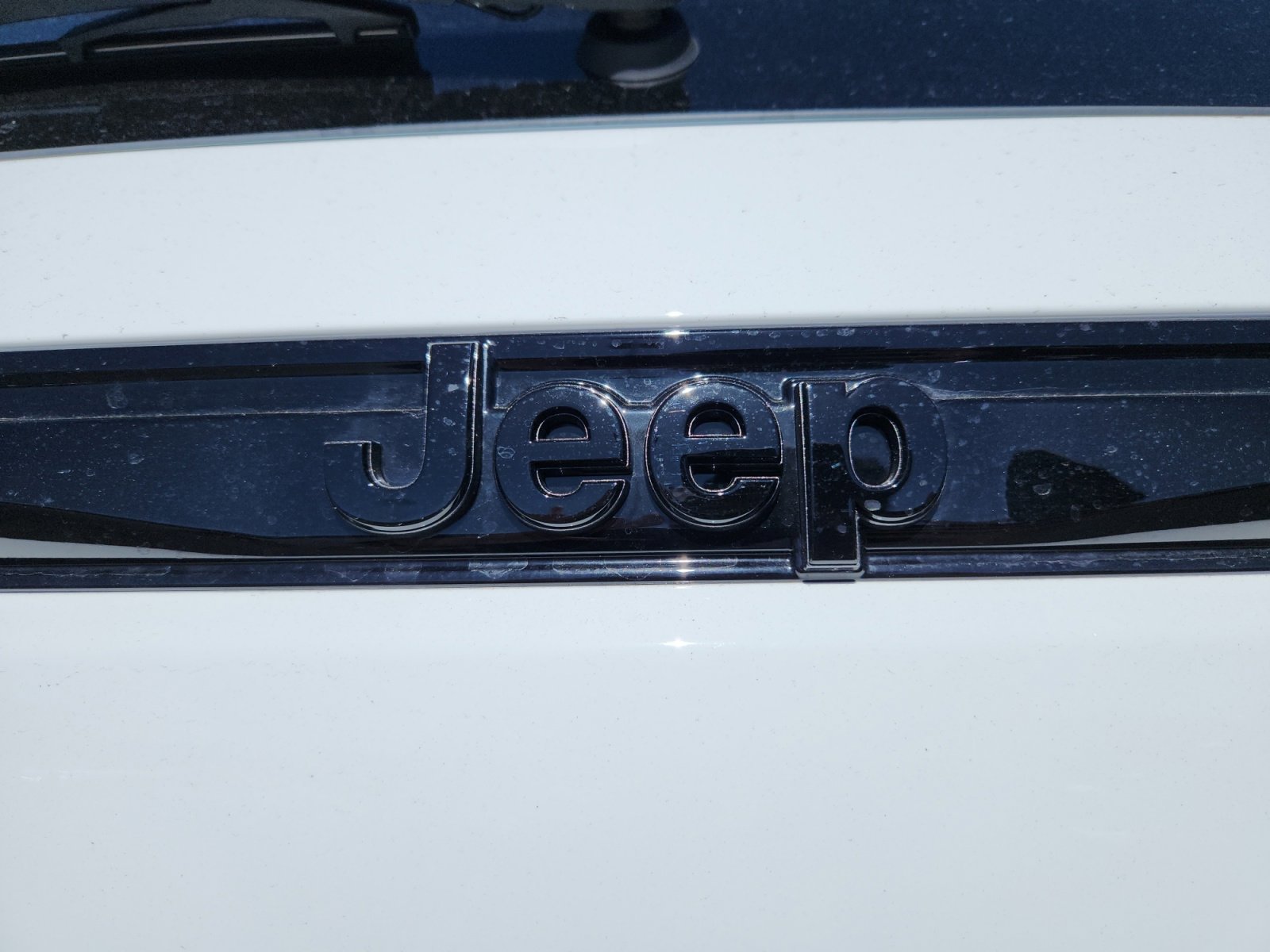 New 2025 Jeep Grand Cherokee Altitude image 23