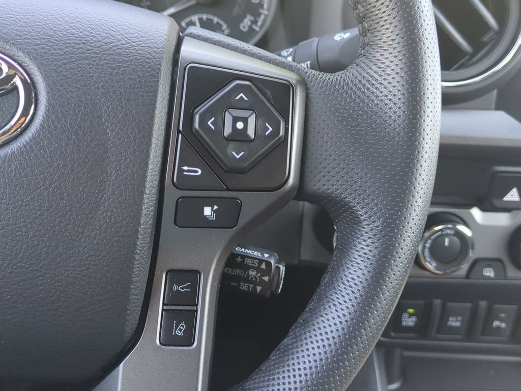 Used 2021 Toyota Tacoma TRD Sport w/ Technology Package AWD/4WD image 19
