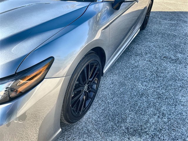 Used 2023 Toyota Camry XSE image 32