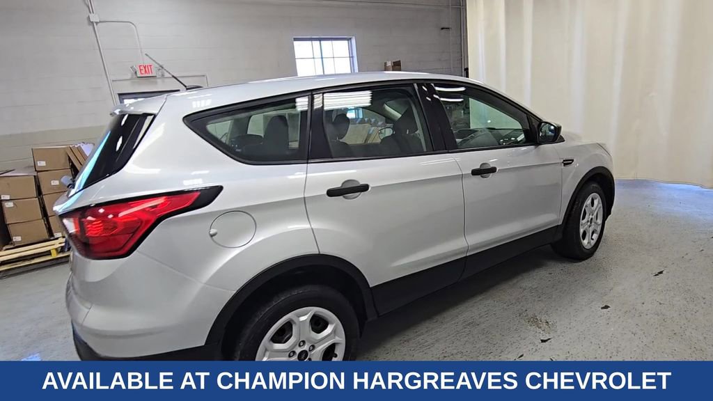 Used 2019 Ford Escape S image 12