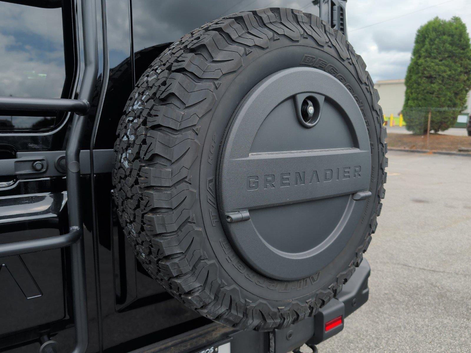 New 2025 INEOS Grenadier Station Wagon AWD/4WD image 37